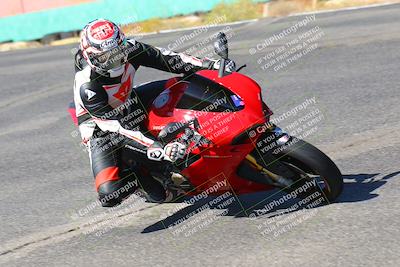 media/Oct-15-2022-TrackXperience (Sat) [[8f70b8b0be]]/Group 2/session 2 turn 3 and 4/